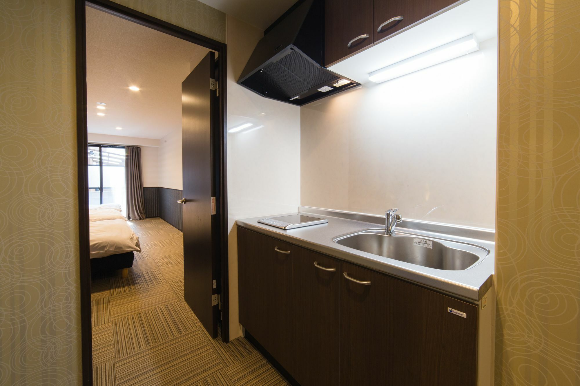 Karatachi Nanajo Ainomachi - Japan Apartment